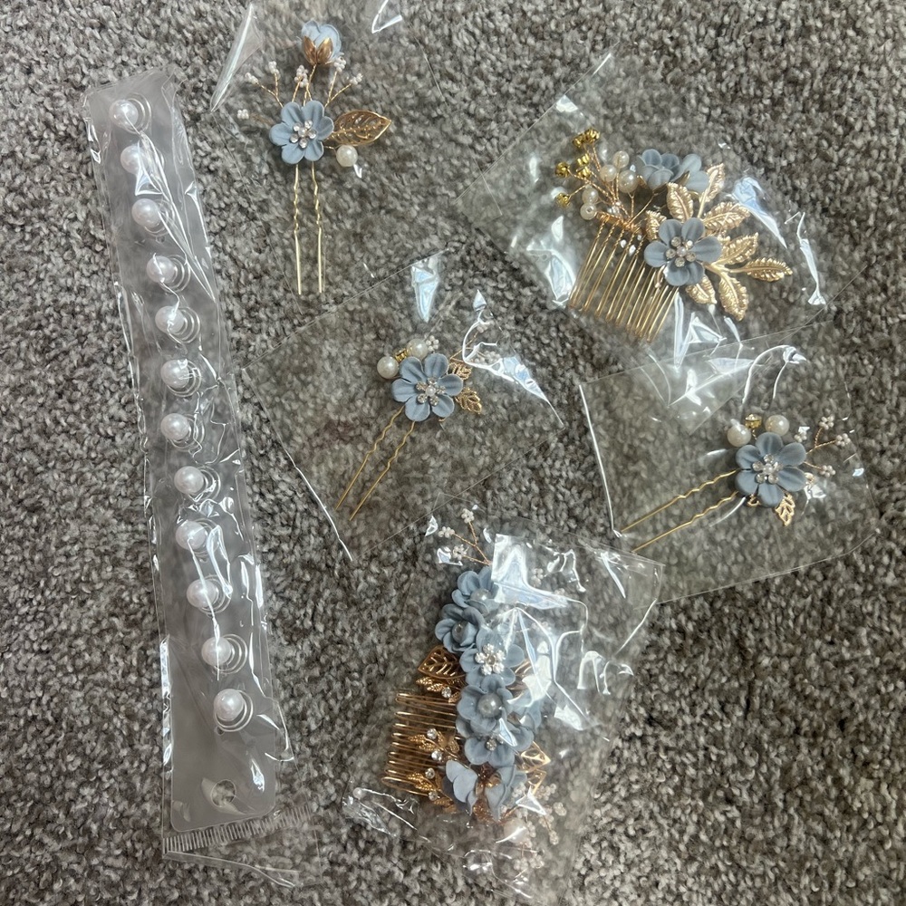 Gold and Blue Floral Hair Accessories Set